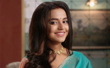 ২০০ বছরের মাতৃ আরাধনায় অন্বেষার বাড়িতে লুকিয়ে রয়েছে অজানা ইতিহাস! কী বললেন অভিনেত্রী?