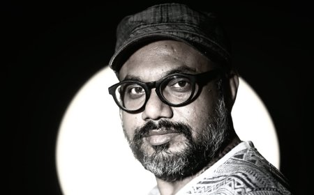 আর্ট কলেজ-বুটিক পেরিয়ে পুজোর ভাবনা, শিল্পী জীবনের ২৬ বছরে তিন পুজোর দায়িত্ব সুশান্তর কাঁধে