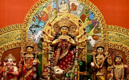 এবছর অষ্টমী-নবমী একই দিনে! সন্ধিপুজো সকালে কখন? রইল দুর্গাপুজোর নির্ঘণ্ট