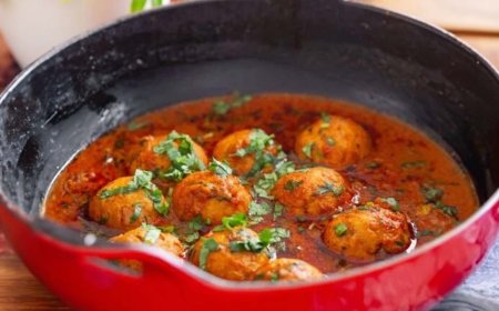 পুজোয় পাতে থাকুক চিকেন কোফতা কারি, জানুন ভুরিভোজের সহজ রেসিপি 