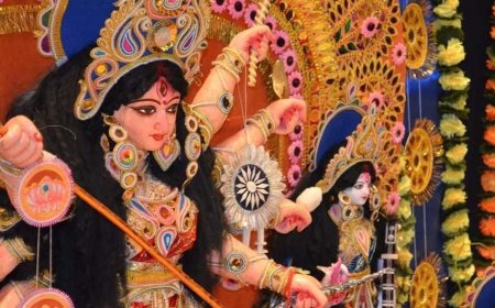 দেদার খাওয়াদাওয়া থেকে সাংস্কৃতিক অনুষ্ঠান, পুজোর দিনগুলোতে জমজমাট লন্ডনের 'আদিশক্তি'র পুজো