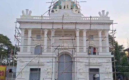 অস্ট্রিয়ার রাজপ্রাসাদ এবার বহরমপুরের দুর্গাপুজোতে, চতুর্থীতেই মণ্ডপে উপচে পড়া ভিড়