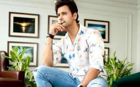 পুজোর ফ্যাশনে যশ, ডিজিটাল প্রিন্টের ট্রেন্ডিং সাজে অভিনেতা